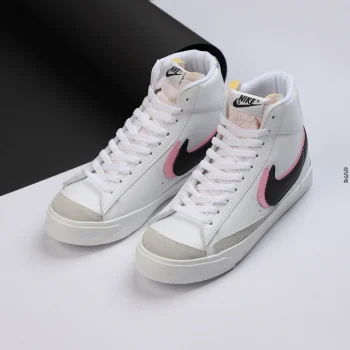 Nike blazer mid 77 - ابيض صح اسود مع زهري