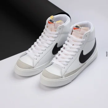 Nike blazer mid 77 - ابيض صح اسود