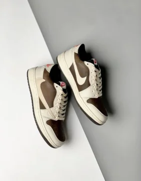 Nike Jordan 1 low x travis scott - بيج مع بني