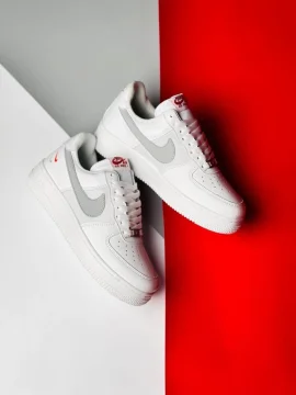 Nike Air Force - ابيض صح سكني صحين كعب