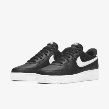 Nike Air Force - اسود صح ابيض نعل ابيض